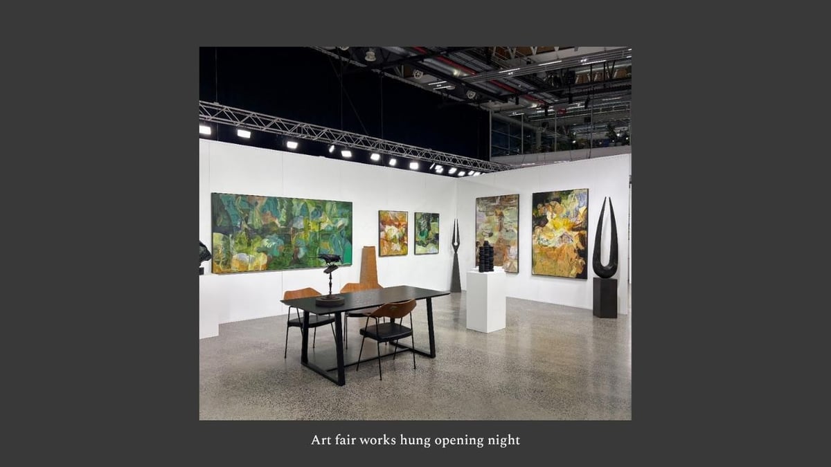 1 Nicola Bennett - Friday Feature Artist